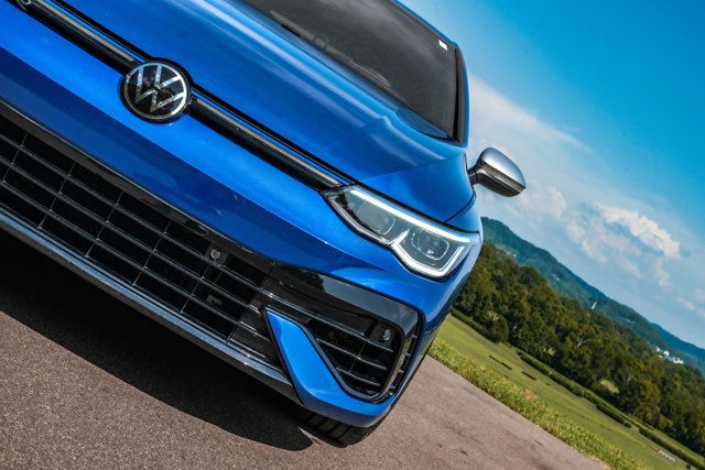 2022 Volkswagen Golf R LocalTrade/Golf-R/BlindSpotMonitor/HeadsUpDisplay/BackupCamera - 23062343 - 9