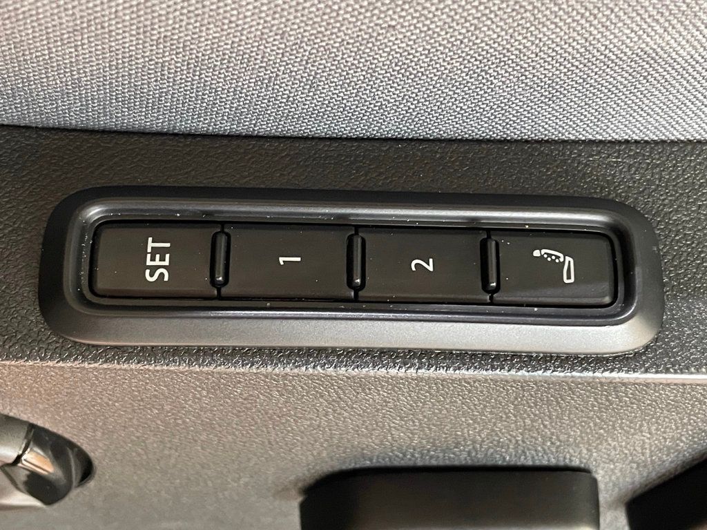 2022 Volkswagen ID.4 Pro S AWD - 22979618 - 12