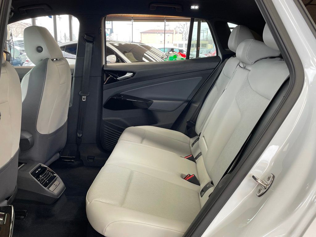 2022 Volkswagen ID.4 Pro S AWD - 22979618 - 17