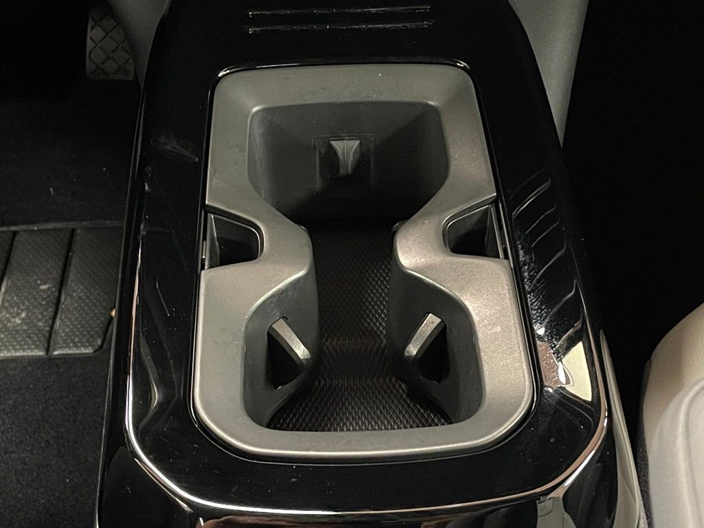 2022 Volkswagen ID.4 Pro S AWD - 22979618 - 31