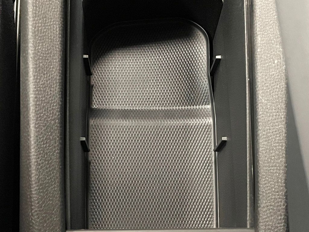 2022 Volkswagen ID.4 Pro S AWD - 22979618 - 33