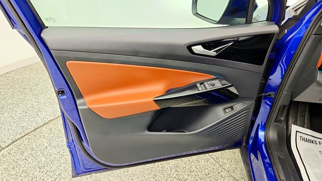 2022 Volkswagen ID.4 Pro S w/ Gradient Pkg & Massaging Front Seats - 23094746 - 10