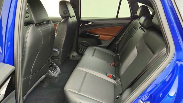 2022 Volkswagen ID.4 Pro S w/ Gradient Pkg & Massaging Front Seats - 23094746 - 18