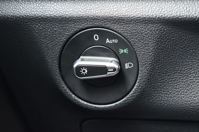 2022 Volkswagen Jetta SE Automatic - 22910561 - 35