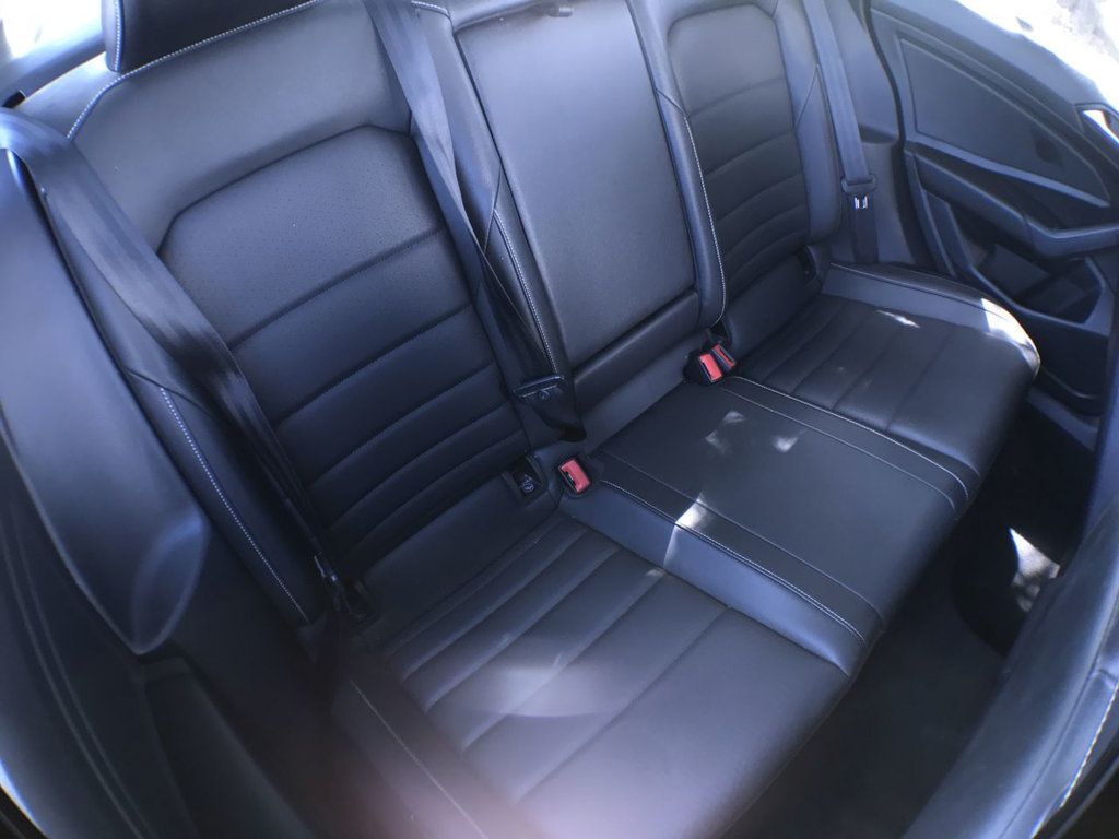 2022 Volkswagen Jetta SE photo 12