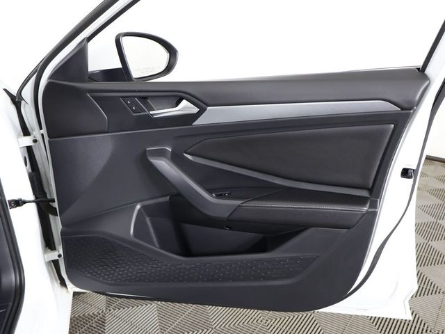 2022 Volkswagen Jetta SE Automatic - 23062840 - 21