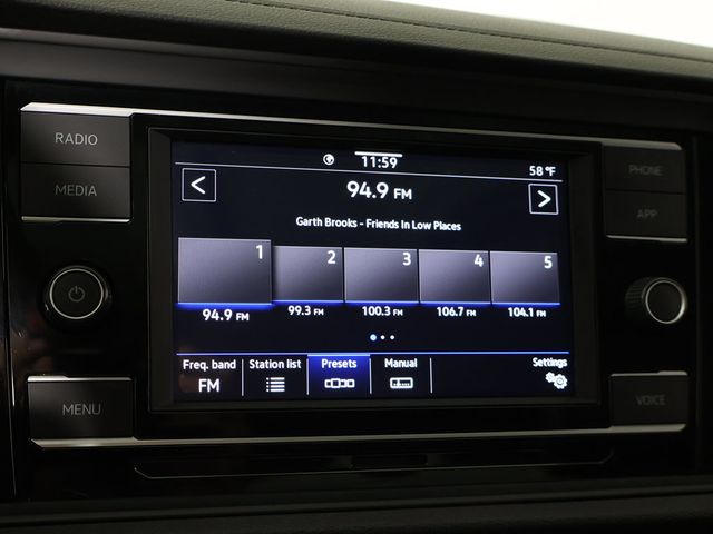 2022 Volkswagen Jetta SE Automatic - 23086044 - 44