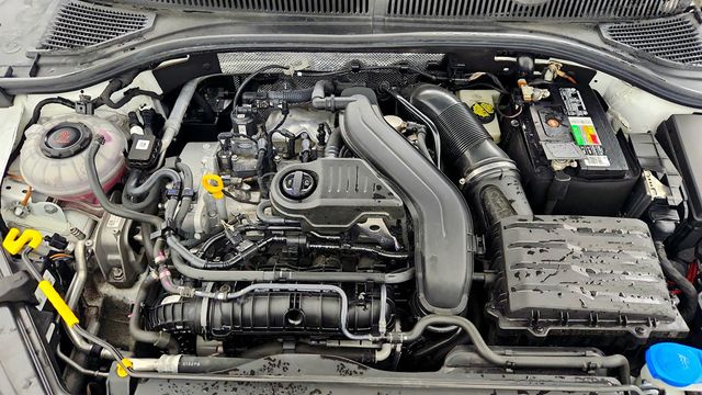 2022 Volkswagen Jetta SE Automatic - 23005727 - 25