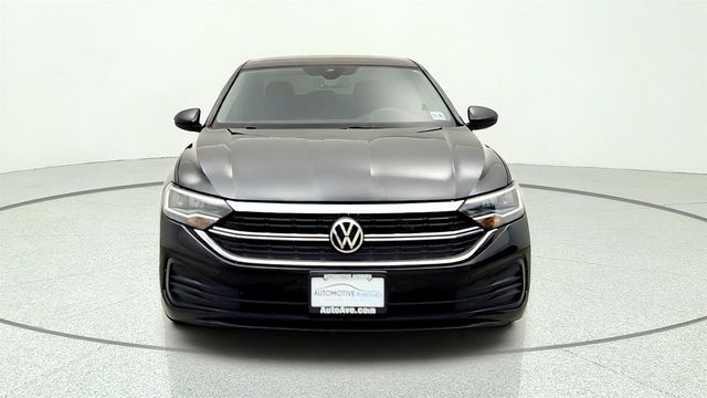 2022 Volkswagen Jetta SE Automatic w/ Panoramic Sunroof & Dark Graphite Wheels - 23065676 - 1