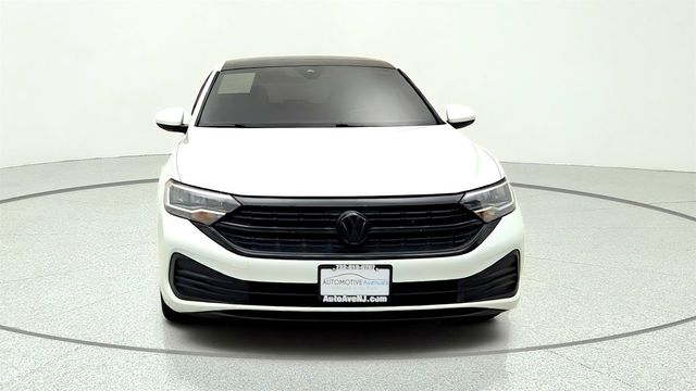 2022 Volkswagen Jetta SE Automatic w/ Panoramic Sunroof & HomeLink Mirror - 23063233 - 1