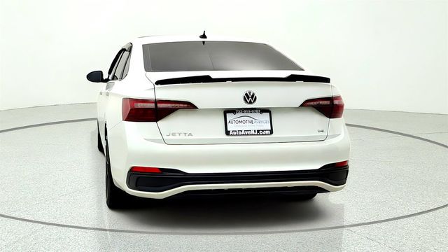 2022 Volkswagen Jetta SE Automatic w/ Panoramic Sunroof & HomeLink Mirror - 23063233 - 5