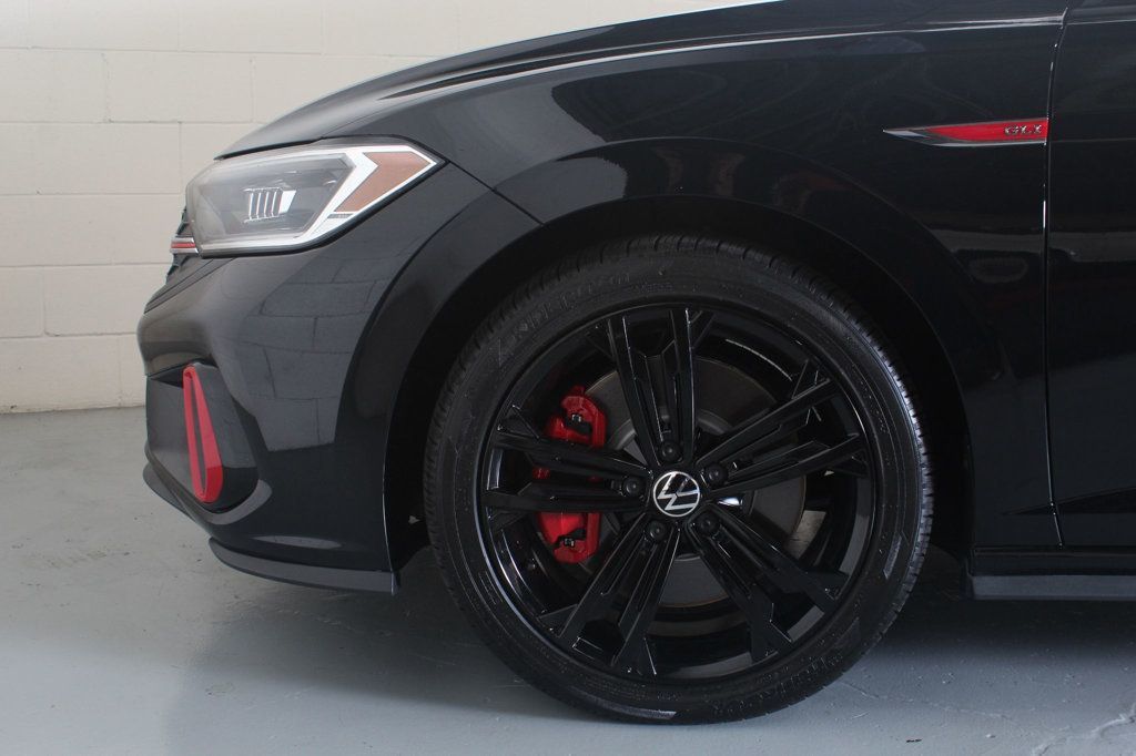 2022 Volkswagen Jetta GLI 2.0T Autobahn photo 11