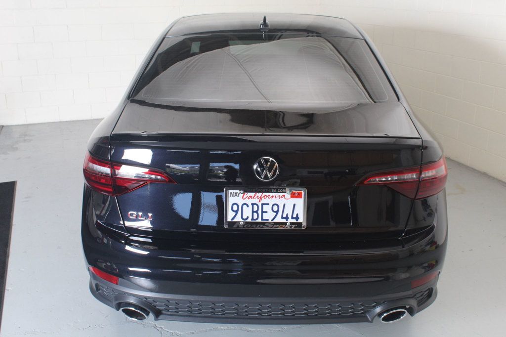 2022 Volkswagen Jetta GLI 2.0T Autobahn photo 4