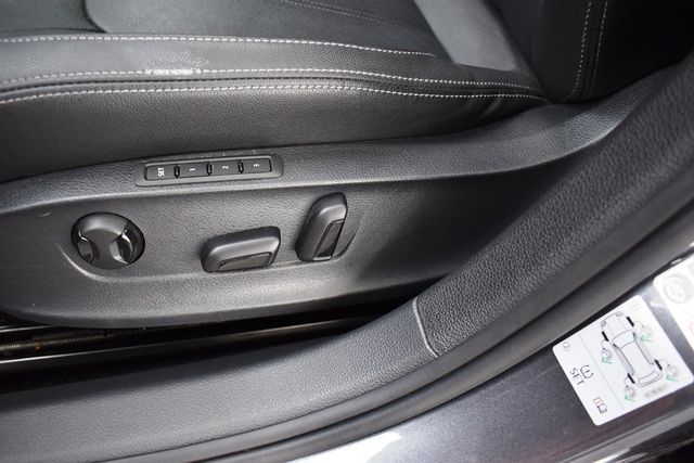 2022 Volkswagen Passat 2.0T Limited Edition Automatic - 23066152 - 24