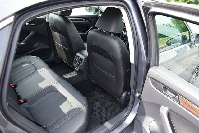2022 Volkswagen Passat 2.0T Limited Edition Automatic - 23066152 - 43
