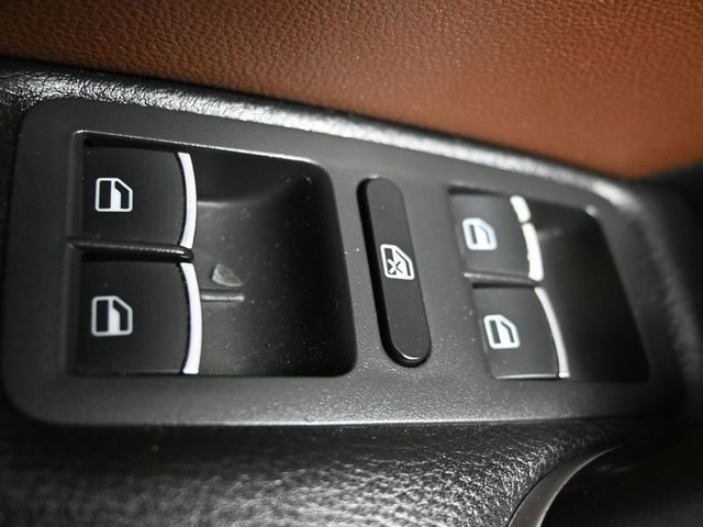 2022 Volkswagen Passat 2.0T Limited Edition Automatic - 22996008 - 23