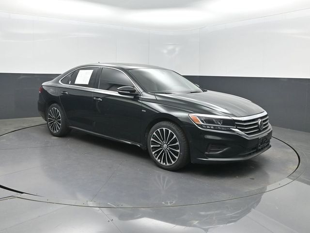 2022 Volkswagen Passat 2.0T Limited Edition Automatic - 22996008 - 32