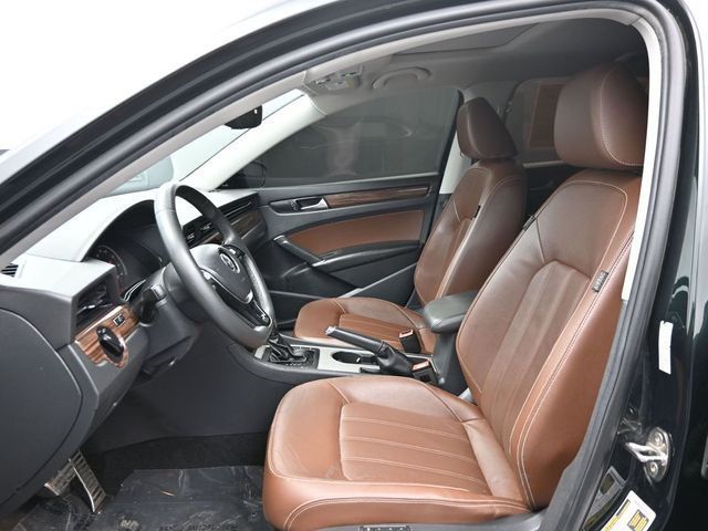 2022 Volkswagen Passat 2.0T Limited Edition Automatic - 22996008 - 5