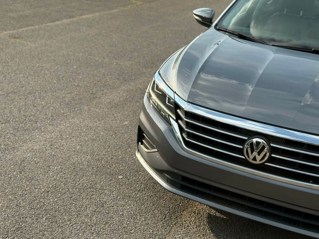 2022 Volkswagen Passat SE photo 10