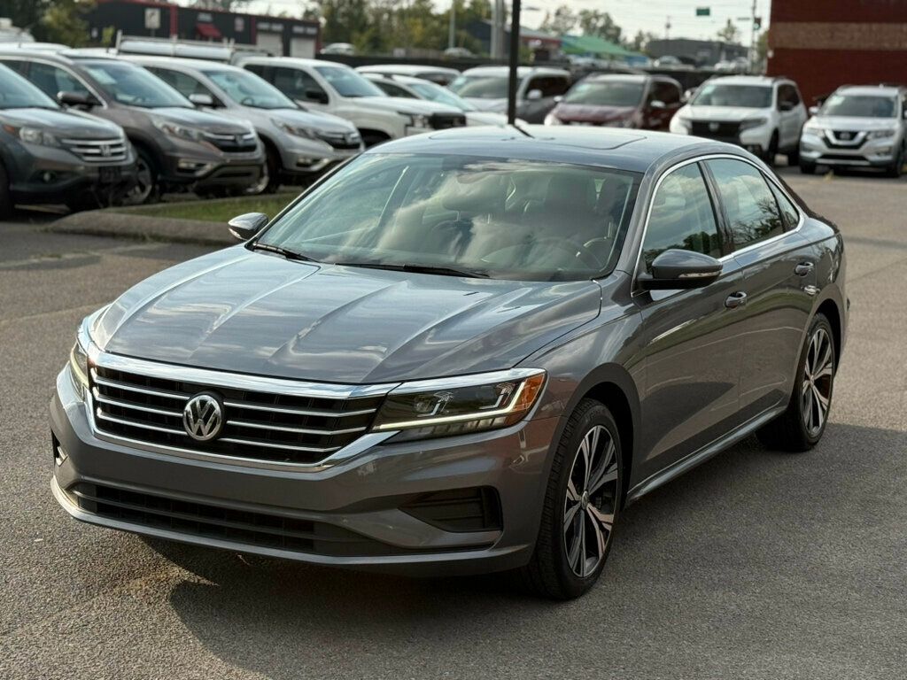 2022 Volkswagen Passat SE photo 8