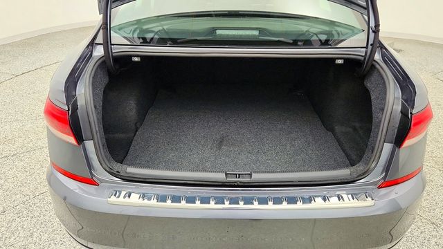 2022 Volkswagen Passat 2.0T SE Automatic - 23100934 - 17