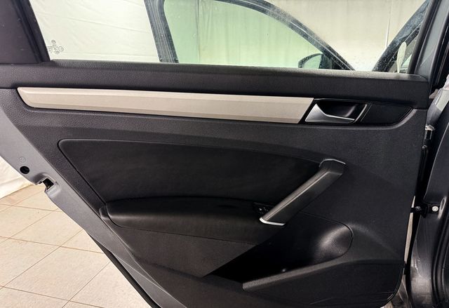 2022 Volkswagen Passat SE - 22926772 - 15