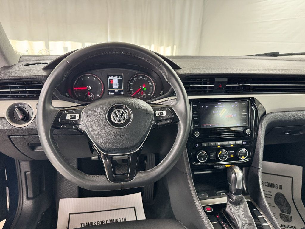 2022 Volkswagen Passat SE - 23026039 - 13