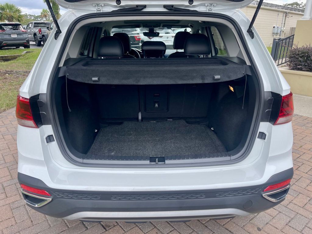 2022 Volkswagen Taos SE photo 4
