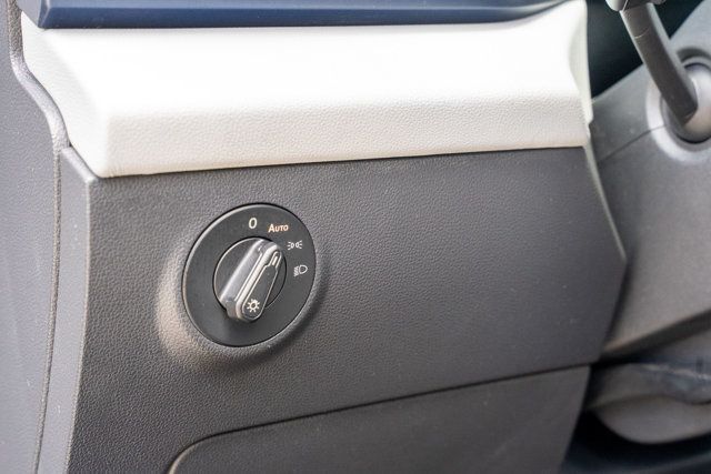 2022 Volkswagen Taos LocalTrade/SE/FWD/LaneAssist/LightAssist/HeatedFrontSeats/NAV - 23053218 - 32