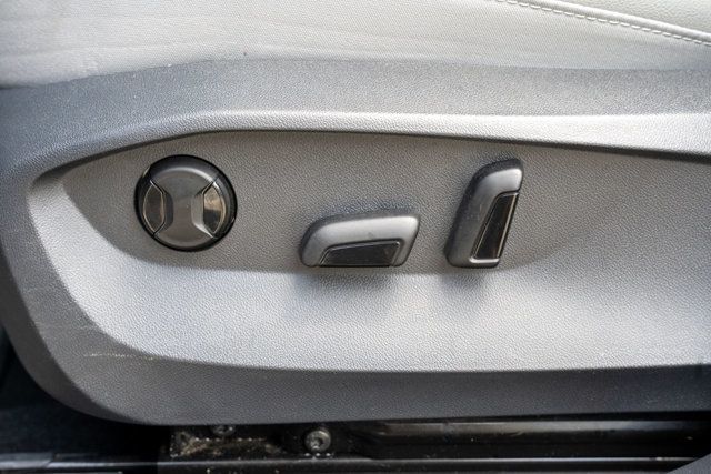 2022 Volkswagen Taos LocalTrade/SE/FWD/LaneAssist/LightAssist/HeatedFrontSeats/NAV - 23053218 - 36