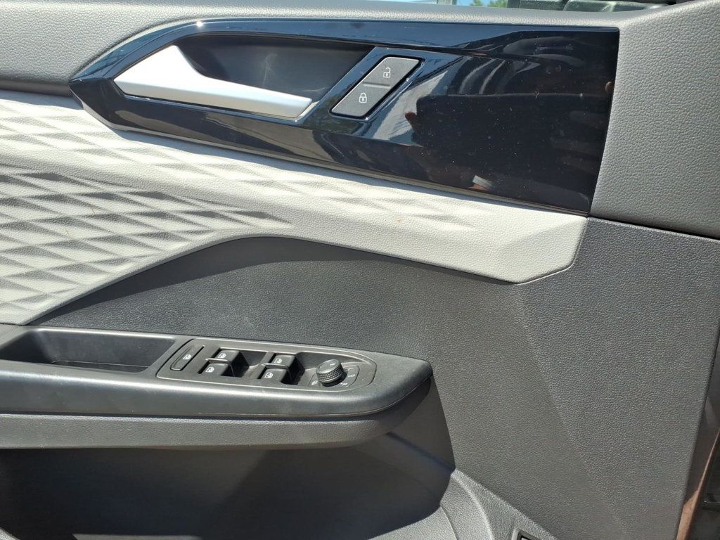 Volkswagen Taos photo 13