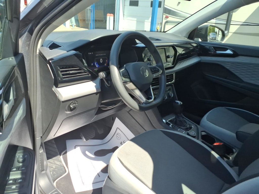 Volkswagen Taos photo 6