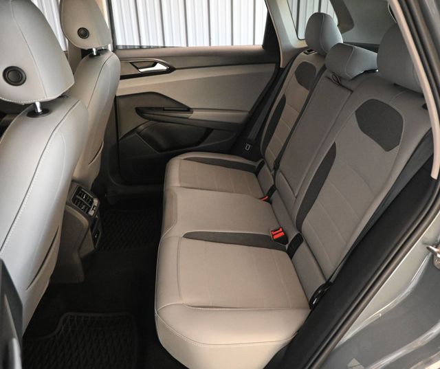 2022 Volkswagen Taos SE  - 23060465 - 17