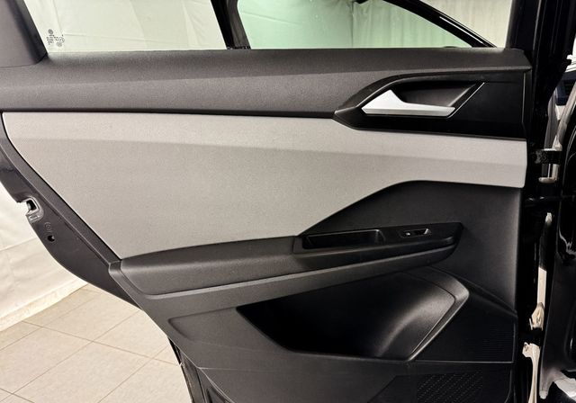 2022 Volkswagen Taos SE - 22931697 - 14