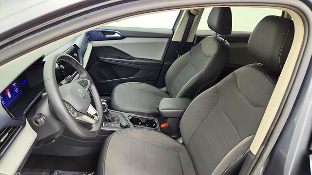 2022 Volkswagen Taos SE 4MOTION - 23100308 - 17