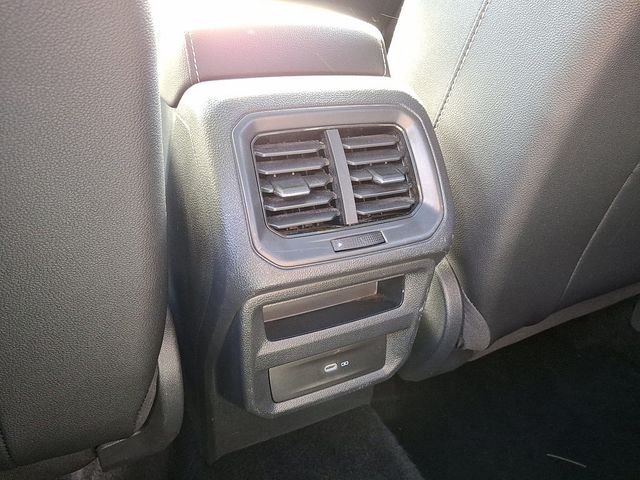 2022 Volkswagen Taos SE 4MOTION - 22940964 - 10