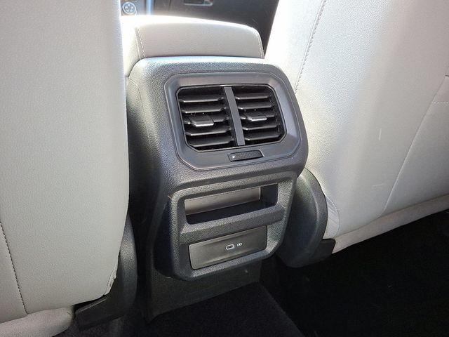 2022 Volkswagen Taos SE 4MOTION - 22941018 - 10