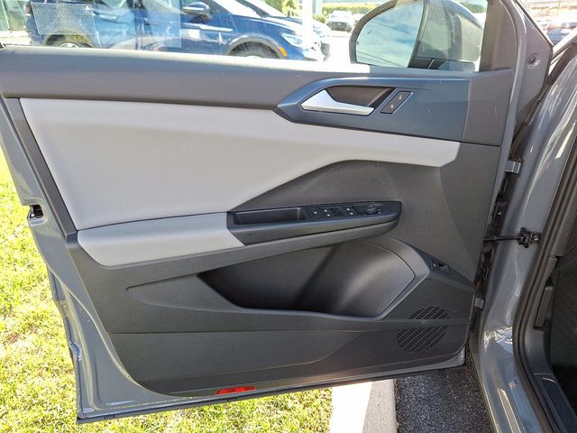 2022 Volkswagen Taos SE 4MOTION - 22941018 - 12