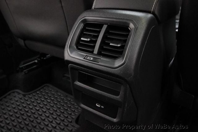 2022 Volkswagen Taos SE 4MOTION - 23017043 - 25