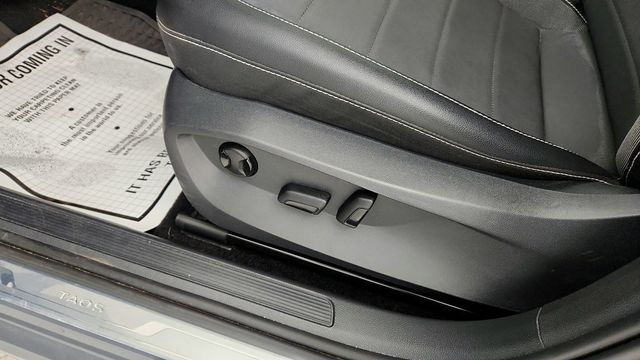 2022 Volkswagen Taos SE 4MOTION - 22947416 - 10