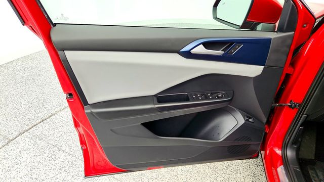 2022 Volkswagen Taos SE 4MOTION with Panoramic Sunroof Package - 22971741 - 10