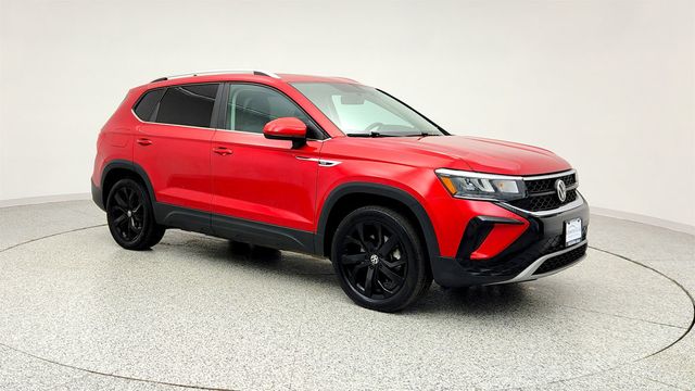 2022 Volkswagen Taos SE 4MOTION with Panoramic Sunroof Package - 22971741 - 2