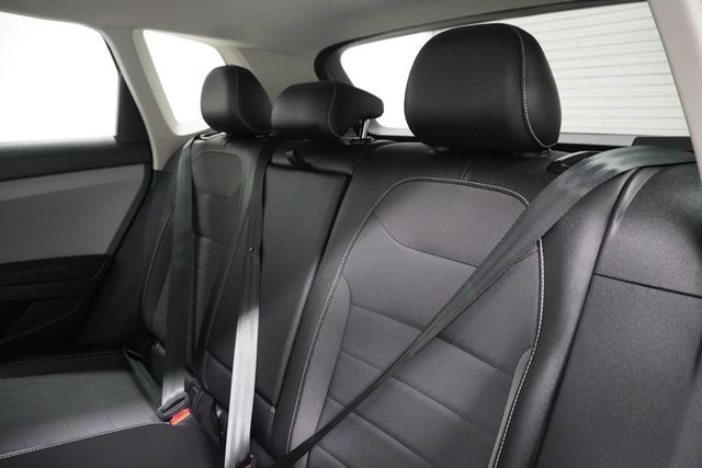 2022 Volkswagen Taos SE FWD - 22942521 - 12