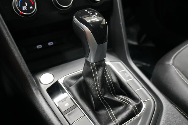 2022 Volkswagen Taos SE FWD - 22942521 - 19