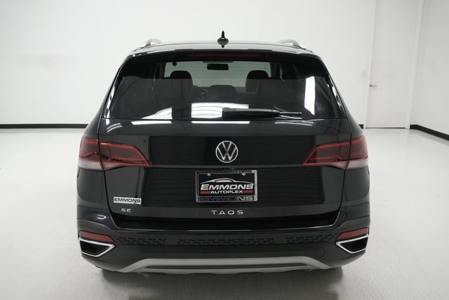 2022 Volkswagen Taos SE FWD - 22942521 - 4