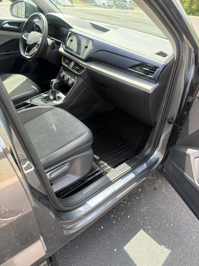 2022 Volkswagen Taos SE FWD - 23014822 - 11