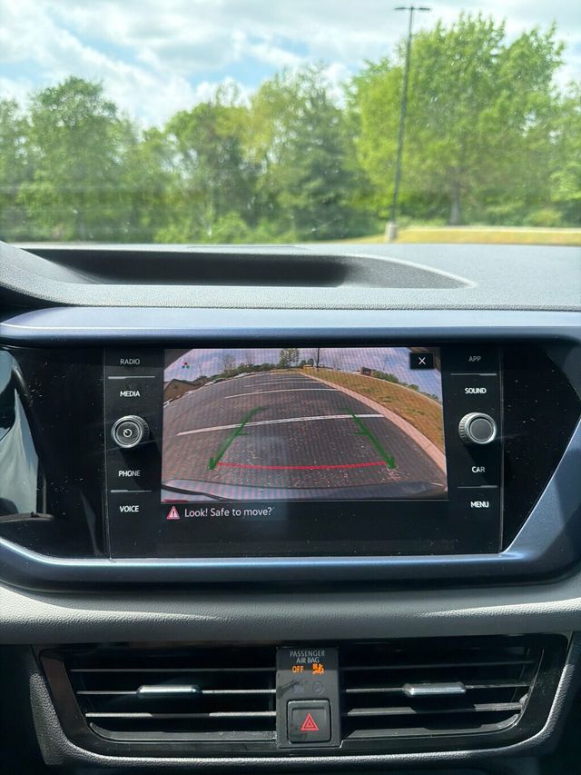 2022 Volkswagen Taos SE FWD - 23014822 - 17