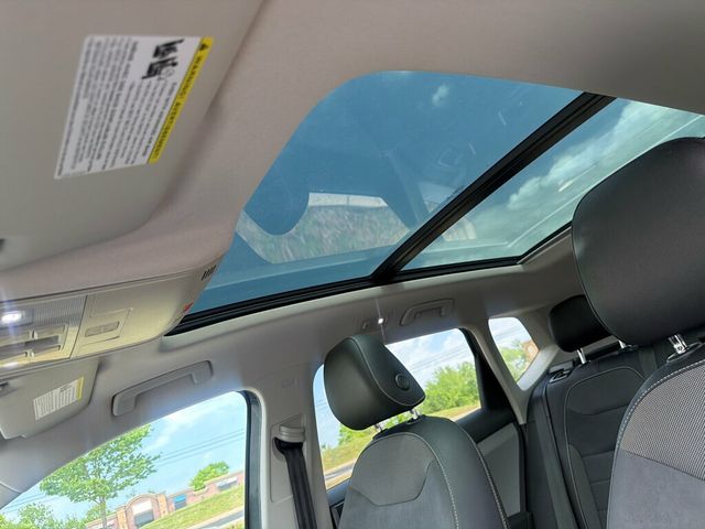 2022 Volkswagen Taos SE FWD - 23014822 - 19