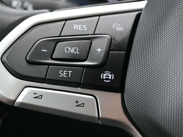 2022 Volkswagen Taos SE FWD - 23011185 - 22