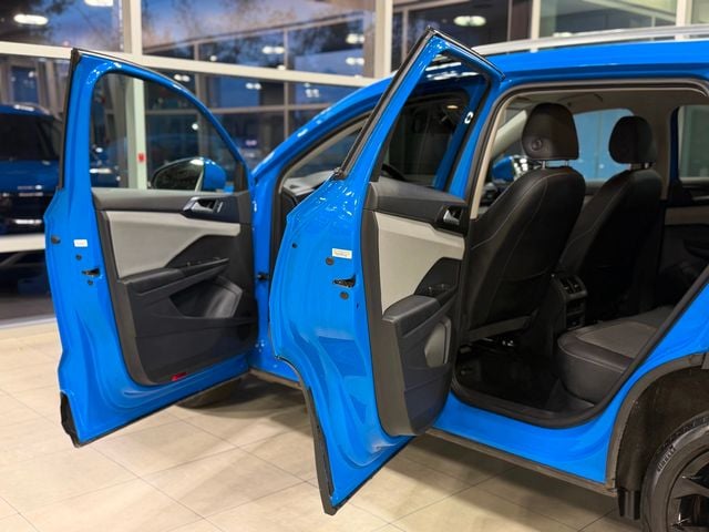 2022 Volkswagen Taos SE FWD - 22939282 - 15